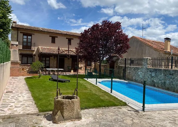 La Canaleja * Torre Val De San Pedro